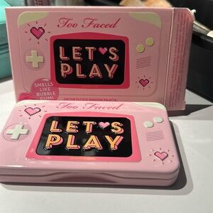 Too face eyeshadow pallet